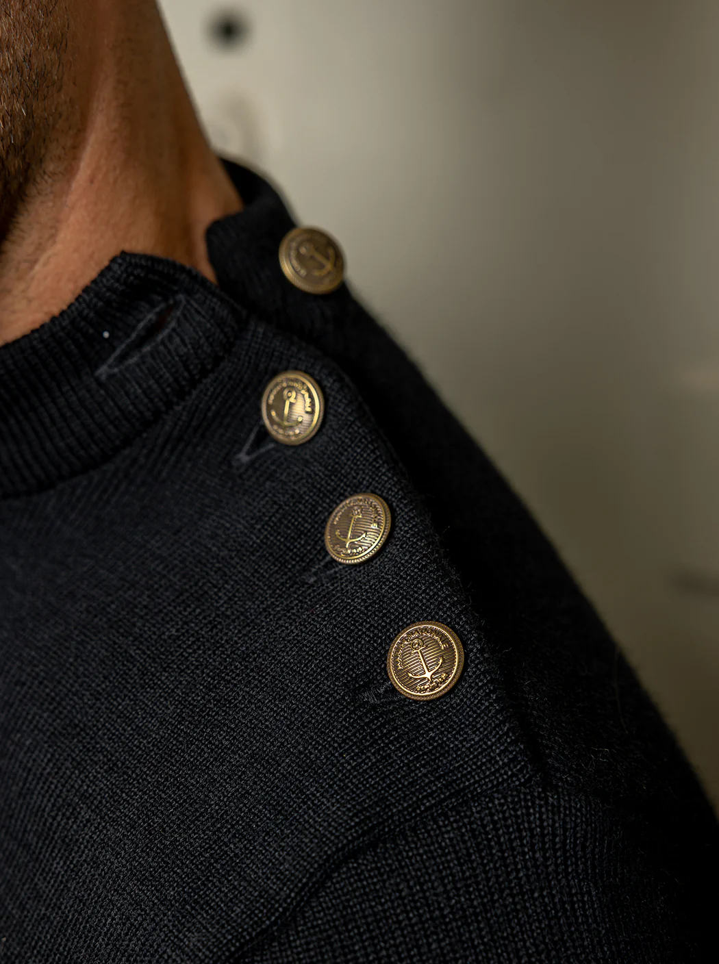 Pull marin uni noir « Compas » - Image 4